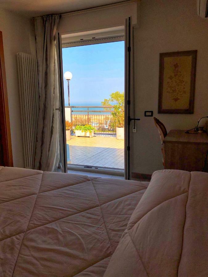 Hotel Amoha Rimini Eksteriør billede